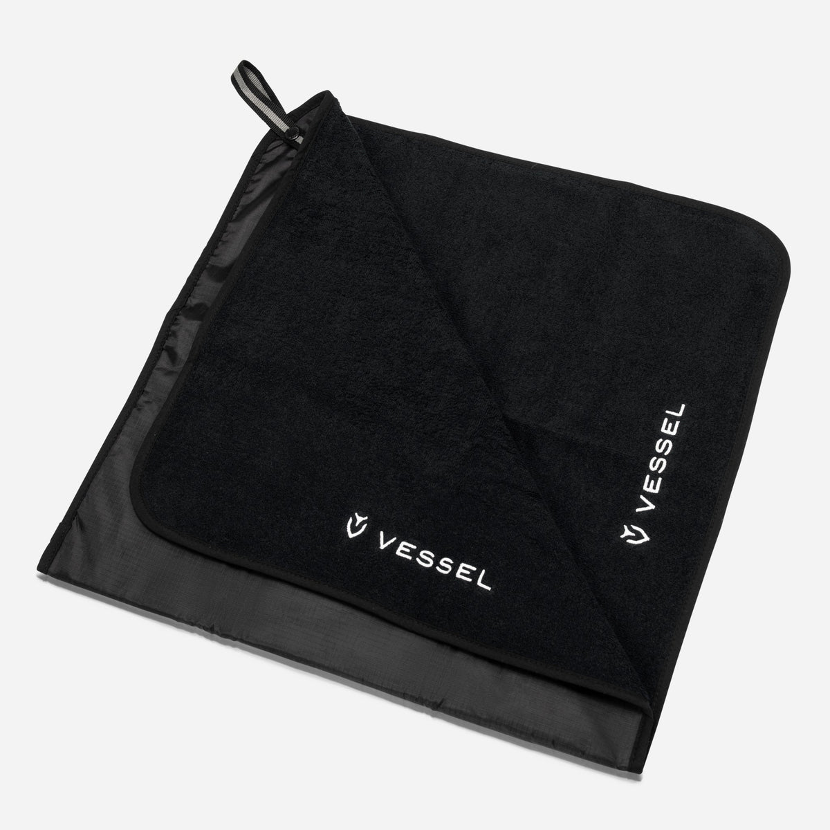 VESSEL Golf Rain Hood Towel in Black